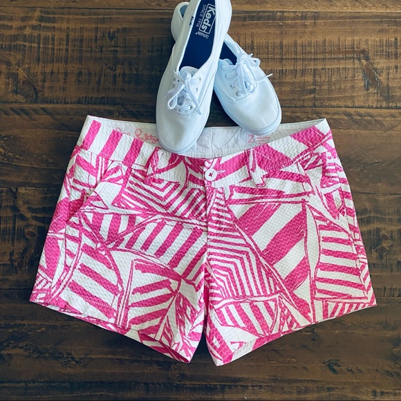 Lilly Pulitzer Yacht Seas Textured Callahan Shorts 2 - Picture 2 of 11